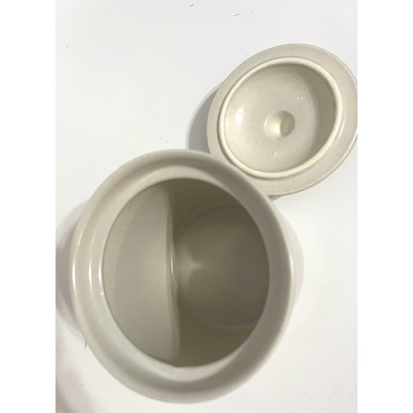 Pfaltzgraff Yorktowne Tea Canister 1 Qt. USA 509 Stoneware - Picture 5 of 6